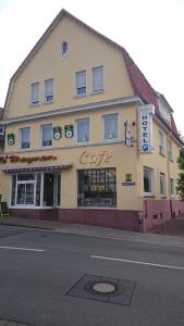 Hôtel Hotel Cafe Meynen Bahnhofstr. 10 31848 Bad Münder am Deister Basse-Saxe