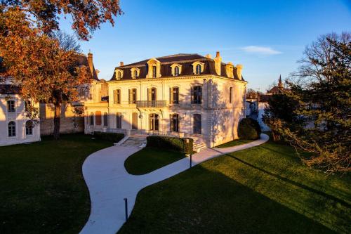Hôtel Chais Monnet & Spa