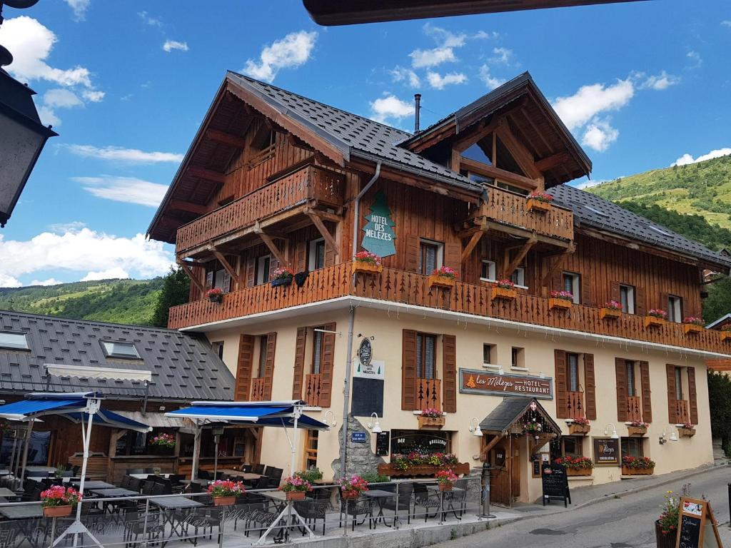 Hôtel Hôtel-Chalet les Mélèzes Rue de Tigny 73450 Valloire