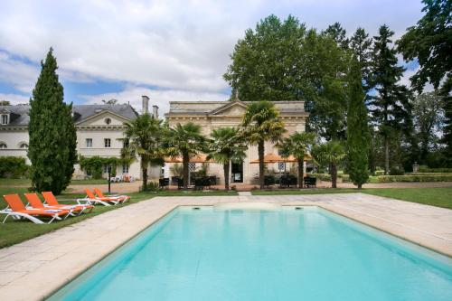 Hôtel Chateau Golf des Sept Tours by Popinns