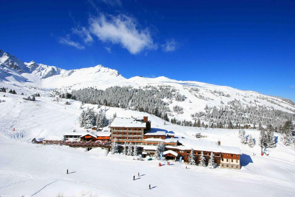 Hôtel Hôtel Courcheneige Rue de Nogentil 73120 Courchevel