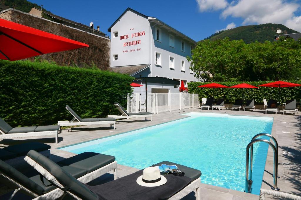 Hôtel d'Etigny Face aux Thermes, 31110 Luchon