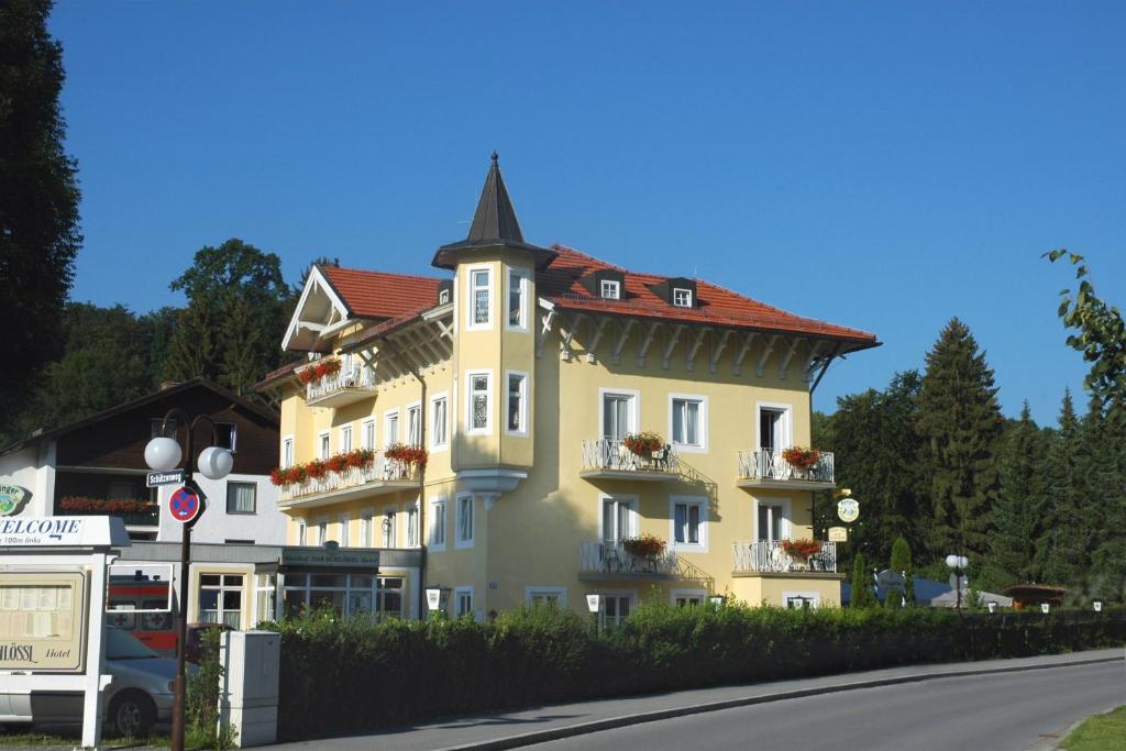 Hotel Das Schlössl Schützenstraße 23, 83646  Bad Tölz