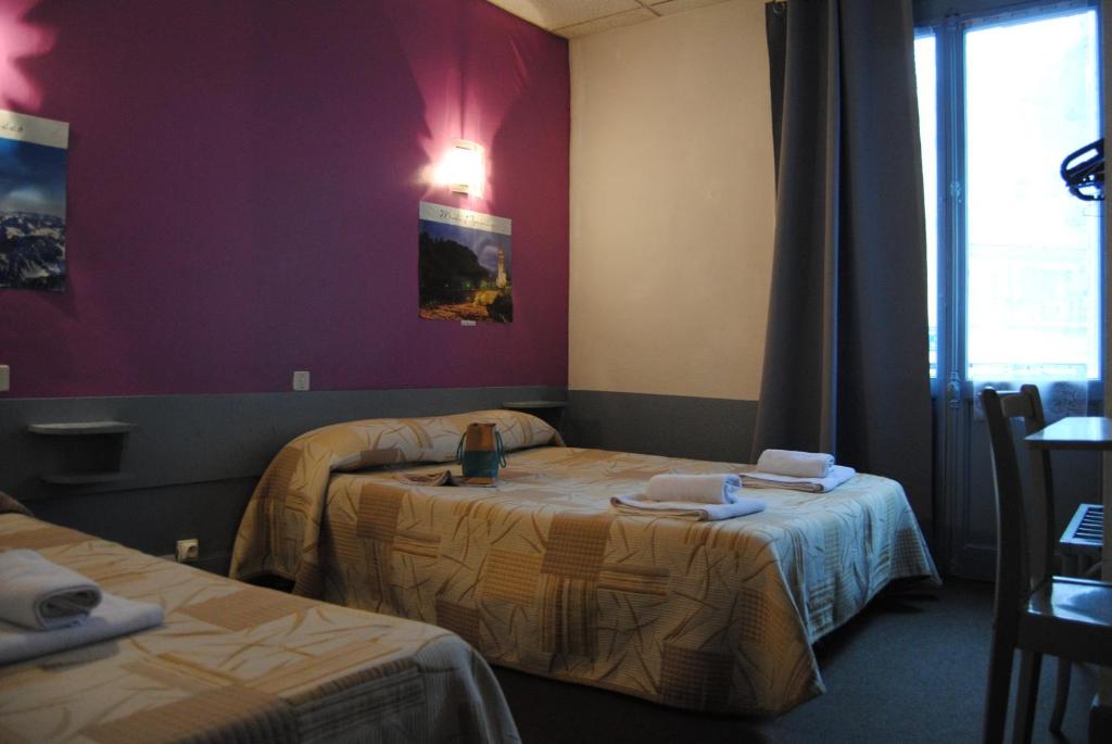 Hôtel de Genève 34 Boulevard de la Grotte, 65100 Lourdes