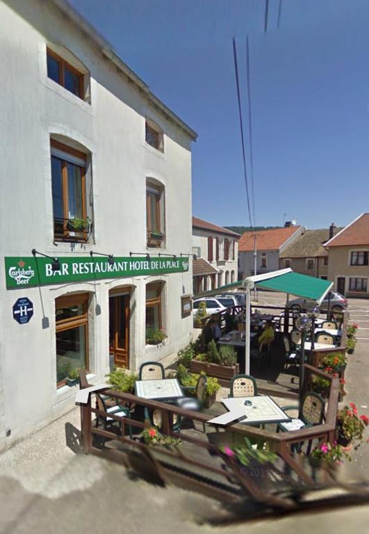 hotel de la place 9 place d armes, 88350 Liffol-le-Grand