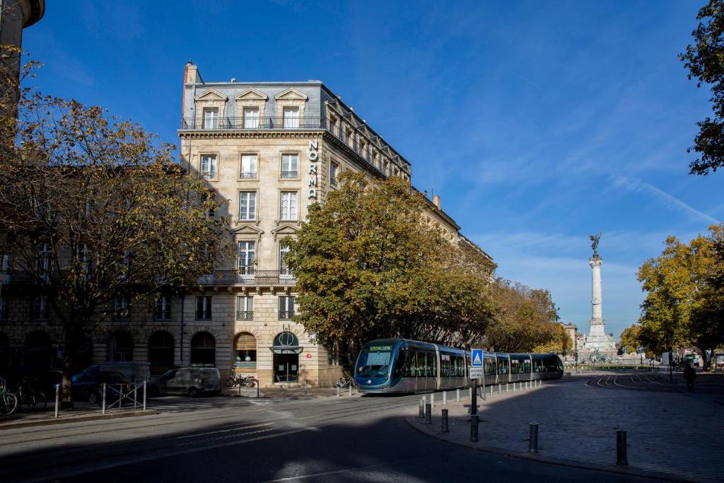 Hôtel Hôtel de Normandie 7 Cours du 30 Juillet 33000 Bordeaux