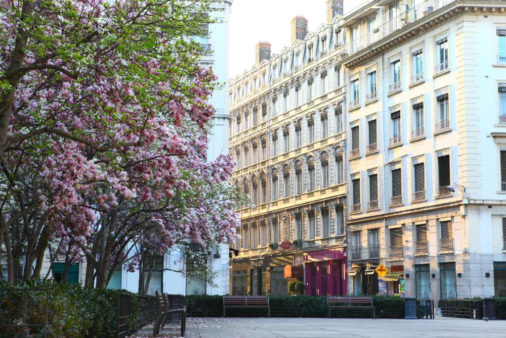 Hôtel Hotel des Celestins 4 Rue des Archers 69002 Lyon