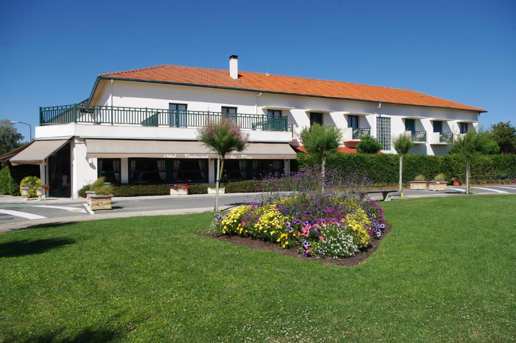 Hôtel Hotel des Pins 92, Boulevard de l'Amelie 33780 Soulac-sur-Mer