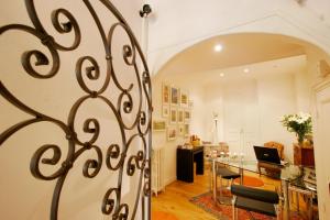 Hôtel Des Poètes avec Garage privé