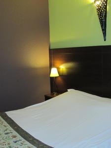Hôtel Hôtel Deshors-Foujanet Le Bourg, sur la D940 19450 Chamboulive Limousin