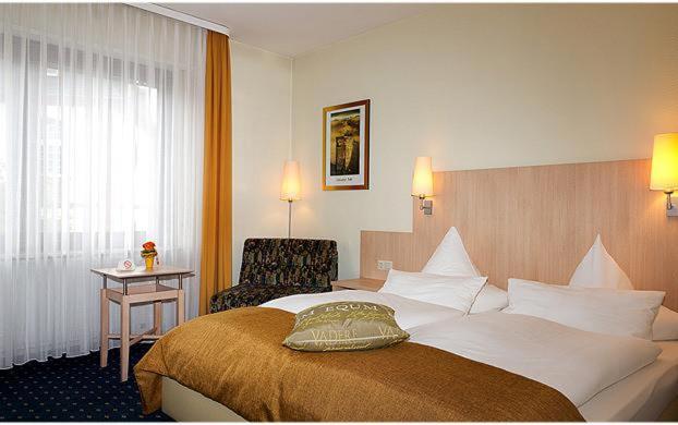 Hôtel Hotel Deutsches Haus Lampertheim Kaiserstraße 47 68623 Lampertheim