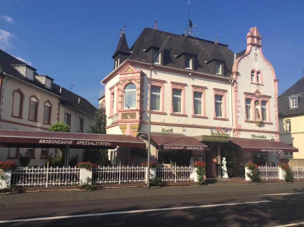 hotel Deutsches Haus Kurfürstenstraße 19 restaurant Akropolis, 54516 Wittlich