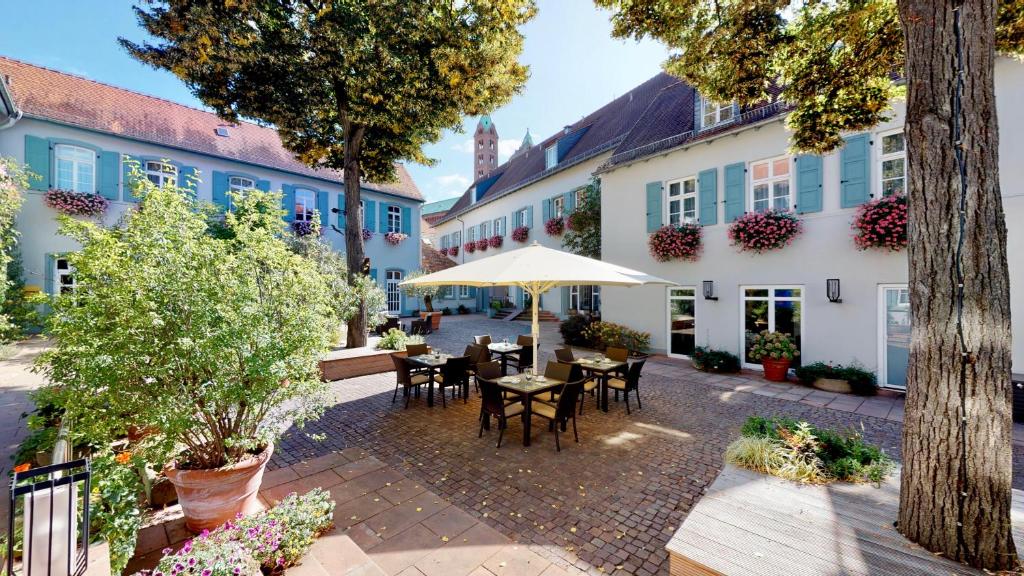 Hôtel Hotel Domhof Bauhof 3 67346 Spire