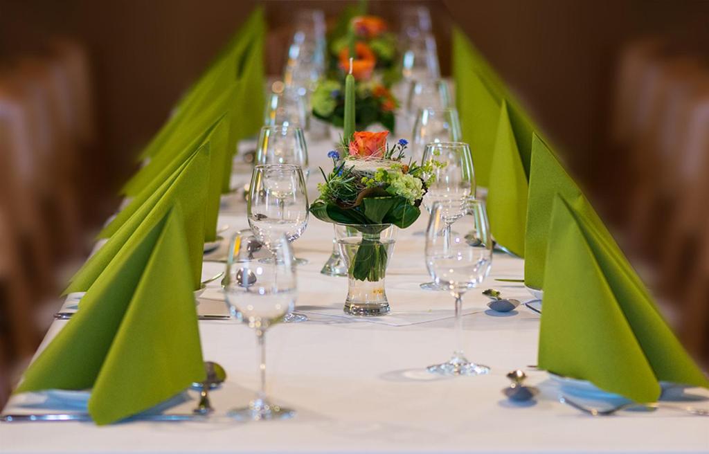 Hôtel Hotel Dorheimer Hof Wetteraustraße 66 - 70 61169 Friedberg