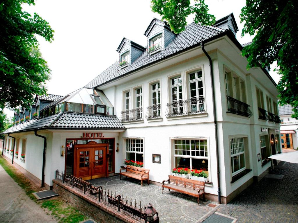 Hotel \ Parkstraße 2, 41541 Dormagen