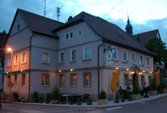 Hôtel Hotel Drei Könige Hauptstraße 4 74924 Neckarbischofsheim