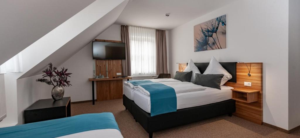 Hotel Drei Tannen Thalbacher Straße 53, 85368 Moosburg an der Isar