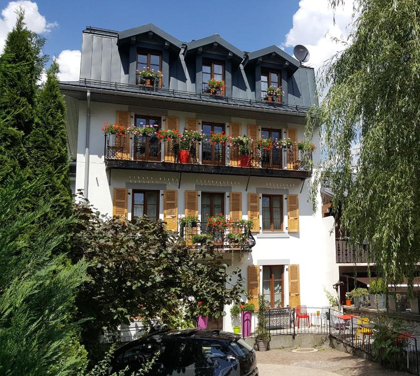 Hotel Du Clocher 110 Passage de l'Androsace, 74400 Chamonix-Mont-Blanc