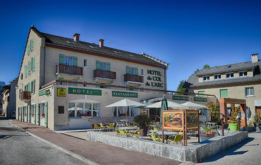 Hôtel Hotel du Col de l'Arc 14 Route de Saint-Donat 38250 Lans-en-Vercors