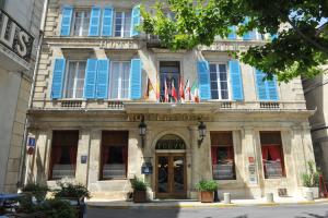 Hôtel Hotel Du Forum 10, Place Du Forum 13200 Arles Provence-Alpes-Côte d\'Azur