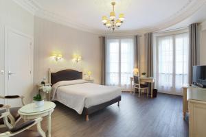 Hôtel HOTEL DU PRINTEMPS 1 RUE DE L'ISLY 75008 Paris Île-de-France