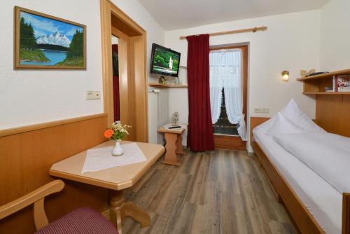 Hotel Edelweiß Garni