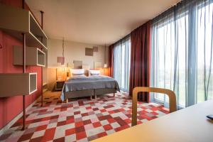 Hotel einsmehr