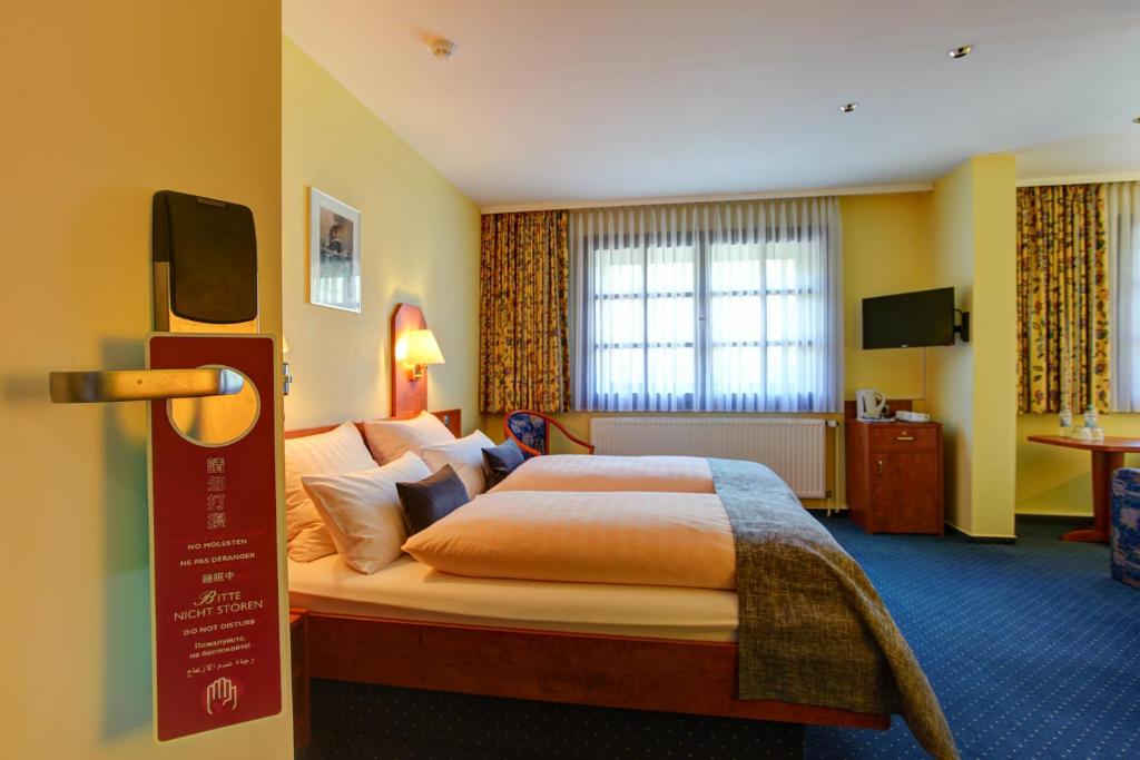 Hôtel Hotel Elbinsel Ostfrieslandstraße 2 21129 Hambourg