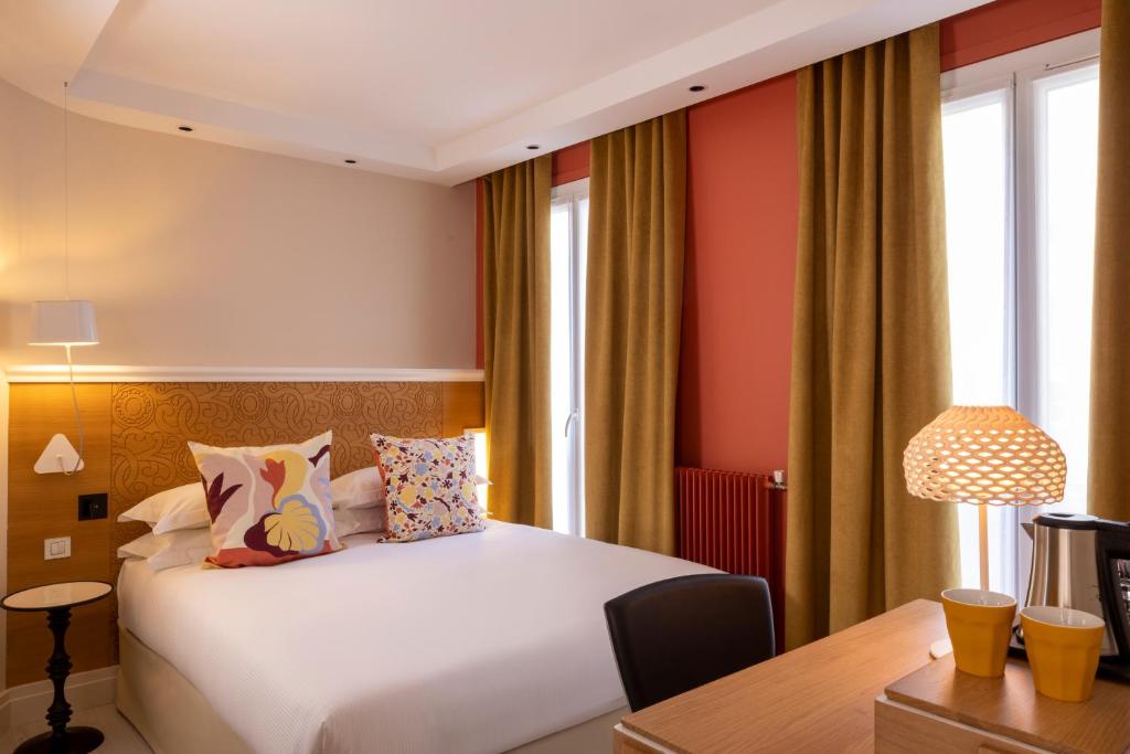 Hôtel Hotel Elysees 8 16, rue Cambacérès 75008 Paris