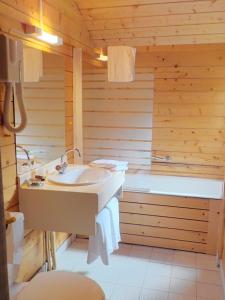 Hôtel Hôtel Engilberge Ailefroide 05340 Ailefroide Provence-Alpes-Côte d\'Azur
