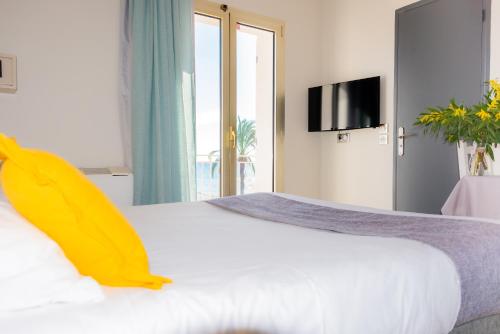 Hotel et Appartements Reine D'Azur