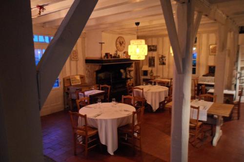 Hôtel et RESTAURANT traditionnel L' Escalandes