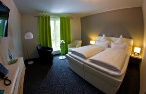 Hôtel Hotel Eyberg Eybergstrasse 2 66994 Dahn Rhénanie-Palatinat