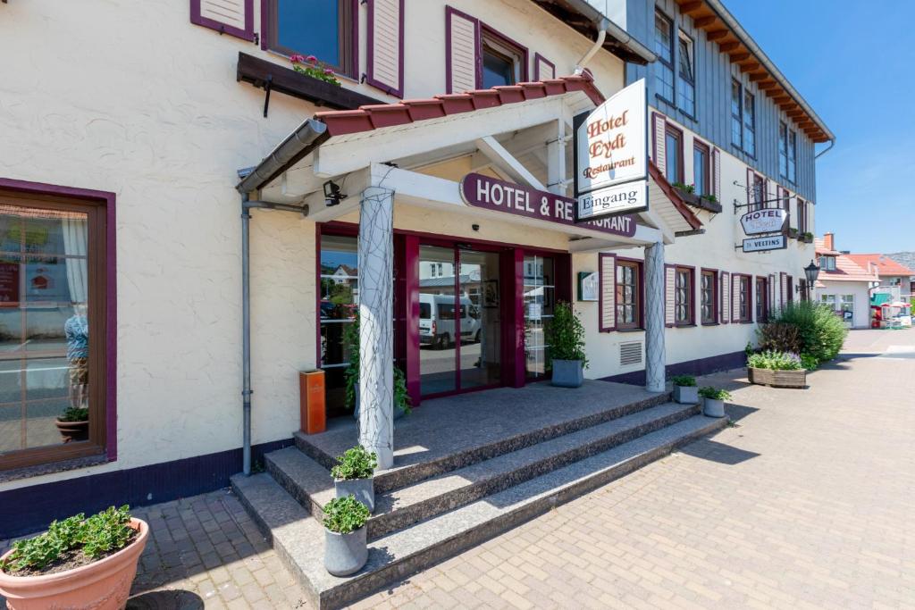 Hotel Eydt Kirchheim Hauptstrasse 19 -21, 36275  Kirchheim