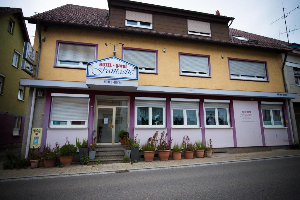 Hotel Fantastic Hauptstraße 7, 72654 Neckartenzlingen