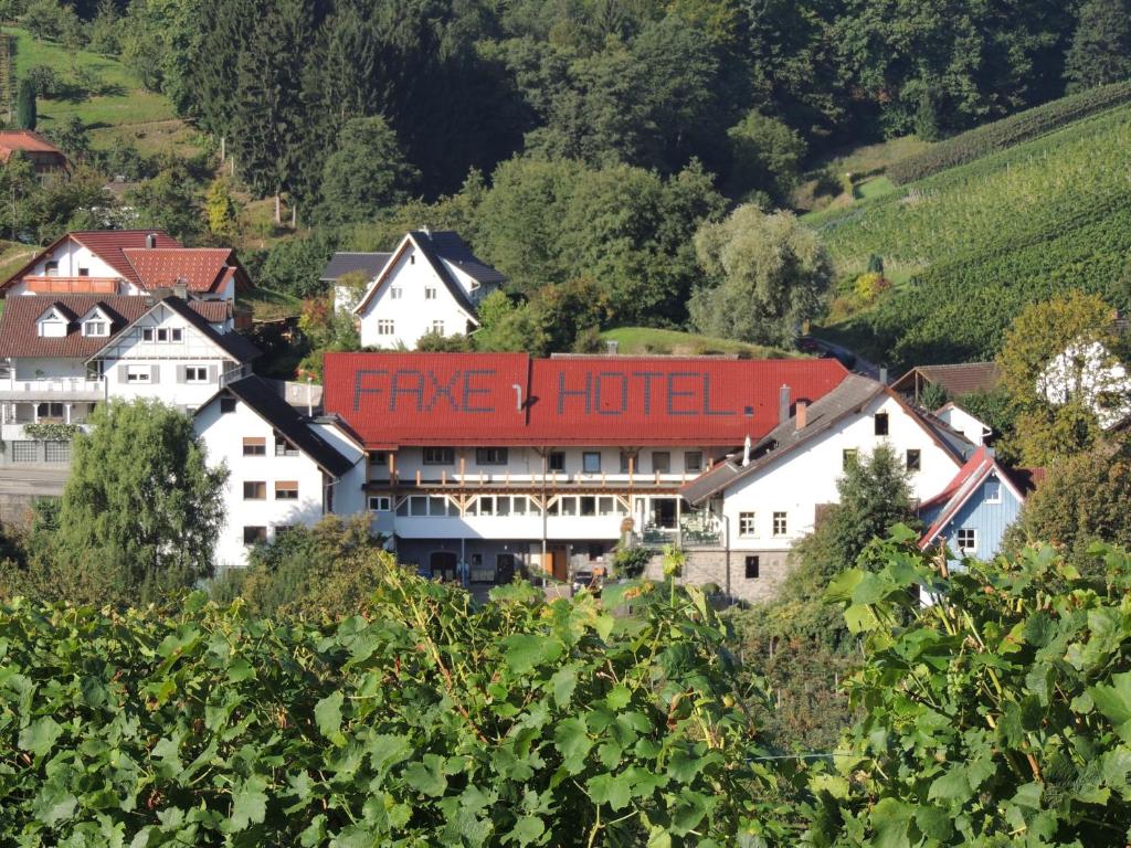 Hotel Faxe Schwarzwälder Hof Weinstraße 79, 77876 Kappelrodeck