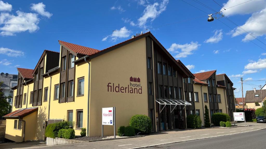 Hotel Filderland - Stuttgart Messe - Airport - Self Check-In Tübinger Straße 16, 70771 Leinfelden-Echterdingen
