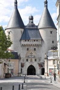 Hotel Foch Nancy Gare