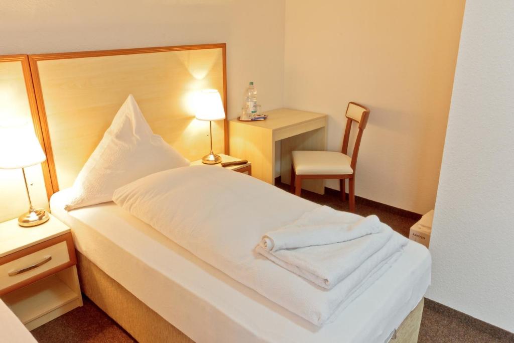 Hotel Ganita Weil am Rhein Im Kränzliacker 17, 79576 Weil am Rhein