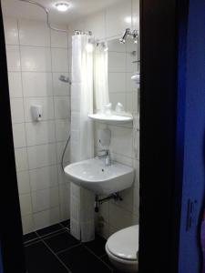 Hôtel Hotel Garni am Bowenberg Auf Brohl 7 56651 Niederzissen Rhénanie-Palatinat