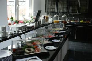 Hôtel Hotel Garni - Am Rosenplatz,24 Stunden Check in, kostenfreie Parkplätze Vorsfelder Strasse 9 38471 Brechtorf Basse-Saxe