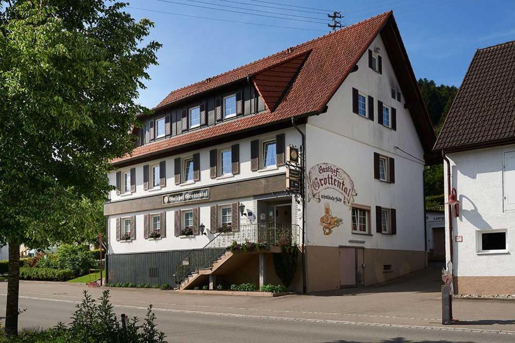 Hotel garni Grottental 14 Widumstraße, 72469 Meßstetten