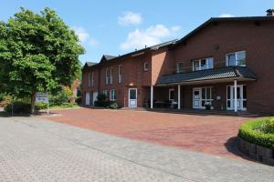 Hôtel Hotel garni Haaster Krug Otte Schwalbenweg 2b 26197 Großenkneten Basse-Saxe