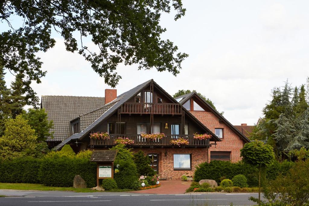 Hôtel Hotel garni Landhaus Burs Zum Ehrener Wald 2 49624 Löningen