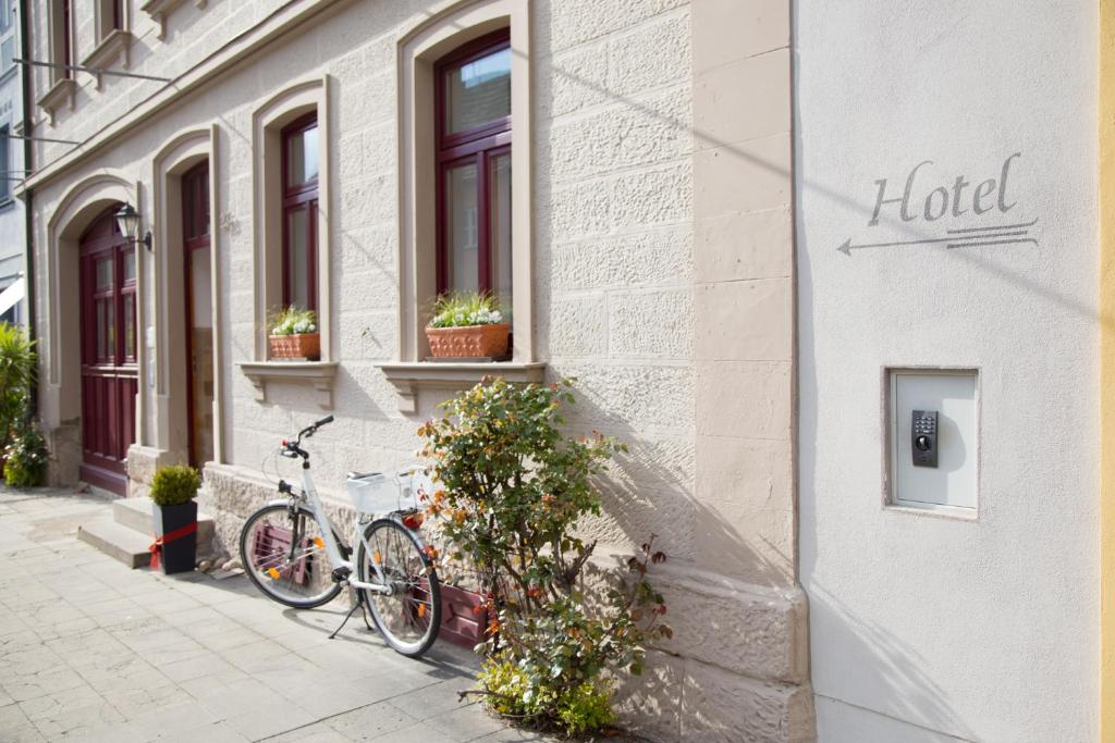 Hotel Garni Zum Hirschen Lange-Gasse 23, 97346 Iphofen