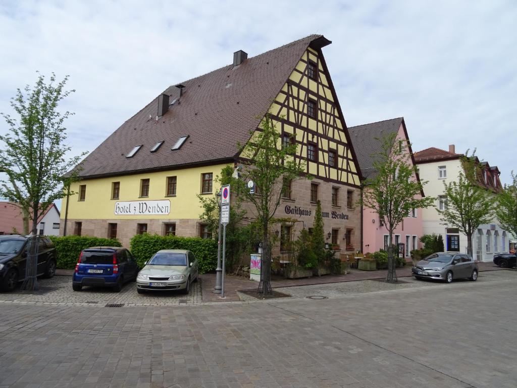 Hotel,Gasthaus zum Wenden Hauptstrasse 30-32, 90530 Wendelstein