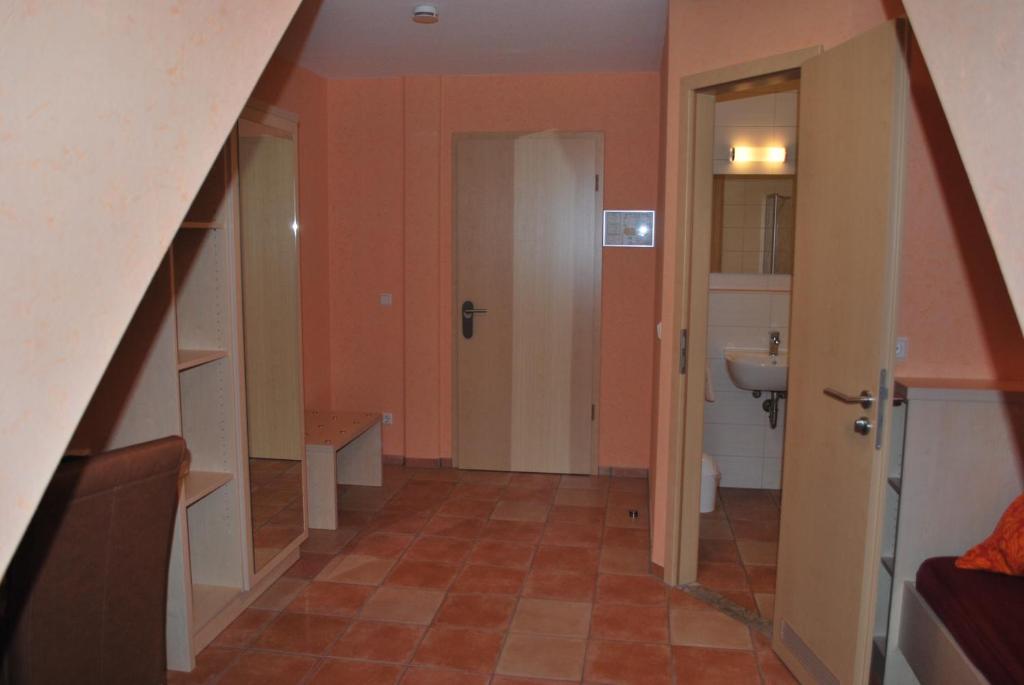 Hotel Gasthof “Goldener Engel” Hauptstr. 20, 63811 Stockstadt am Main