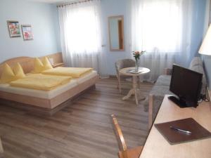 Hôtel Hotel-Gasthof Krone-Lax Hauptstraße 17 91443 Scheinfeld Bavière