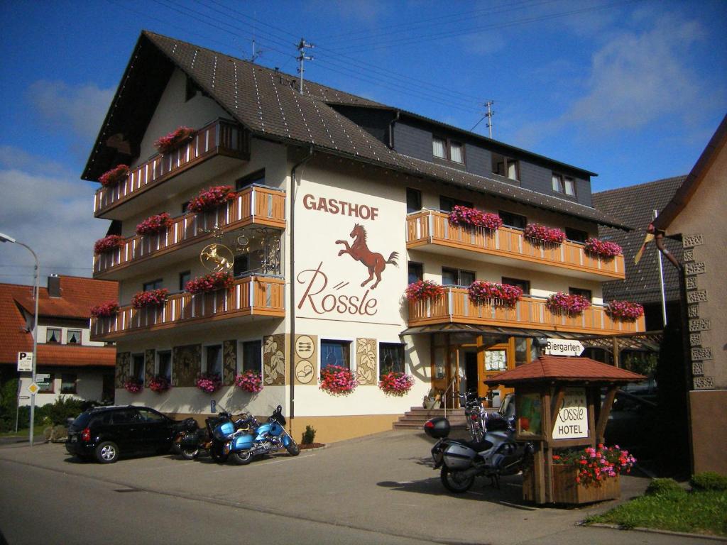 Hôtel Hotel Gasthof Rössle Donnstetterstr. 10 72589 Westerheim