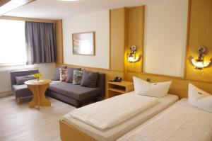 Hôtel Hotel Gasthof zum Walfisch Klingenthaler Str. 48 08267 Klingenthal Saxe